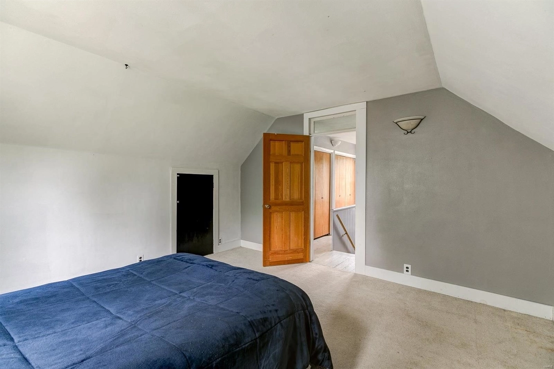 Photo of 210 Byrn