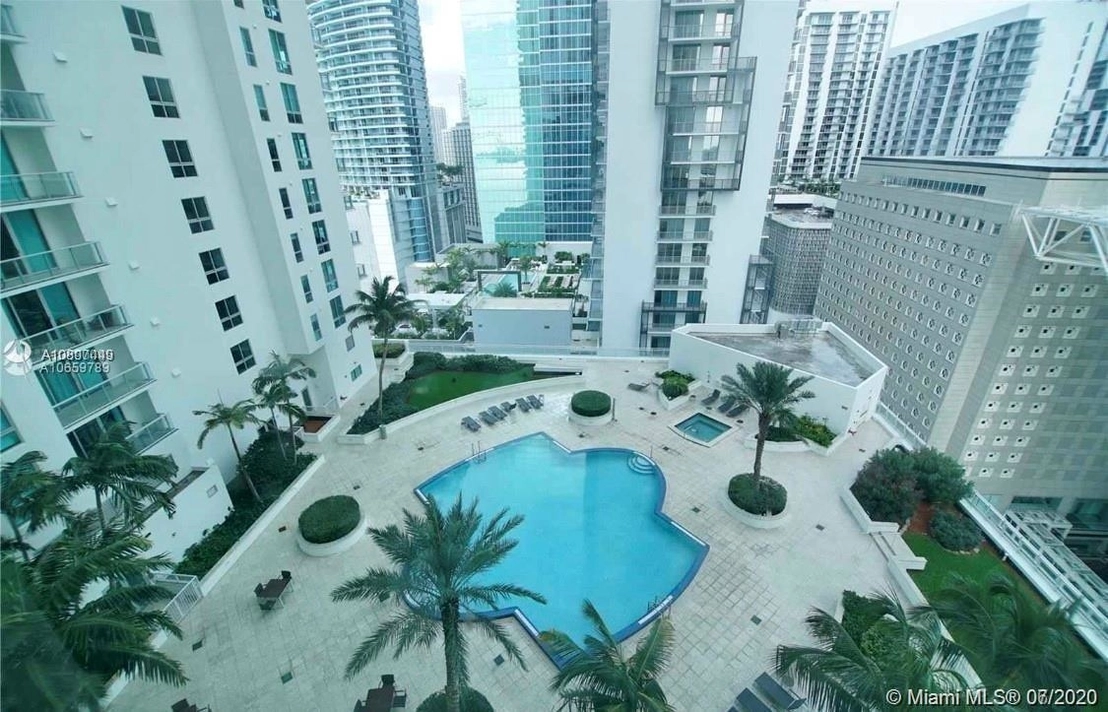 Photo of Unit T3006 at 300 S Biscayne Blvd