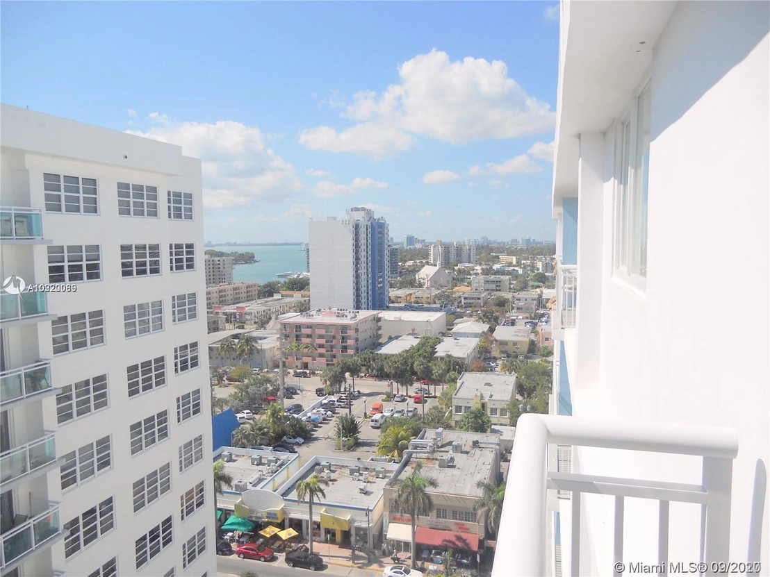 Photo of Unit 1508 at 6969 Collins Ave