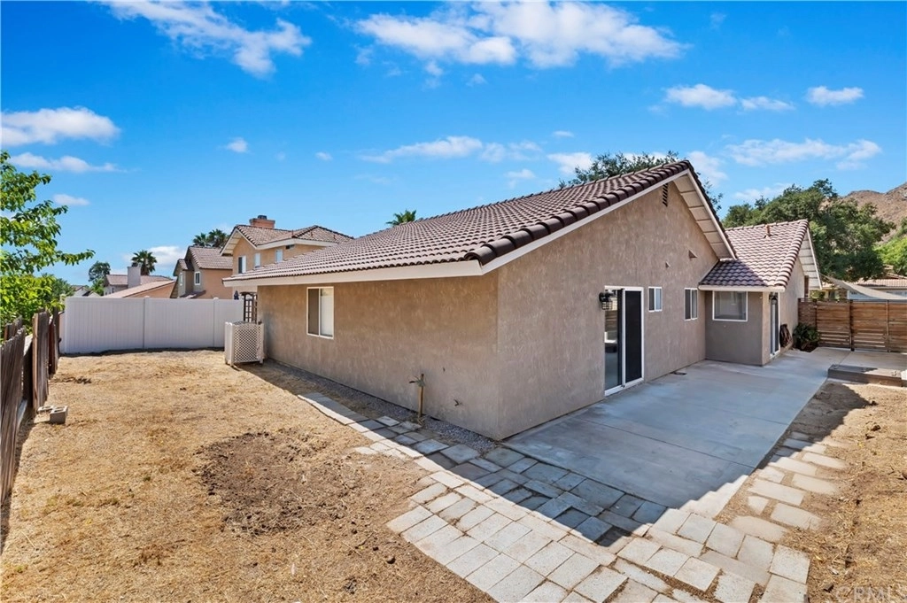 Photo of 9840 Sycamore Canyon Road