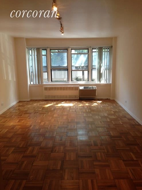 Empty Room at Unit 2H at 155 E 38TH Street