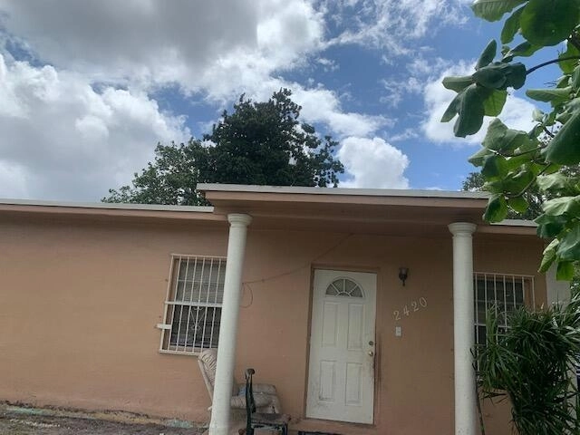 Photo of 2420 NW 159th Street