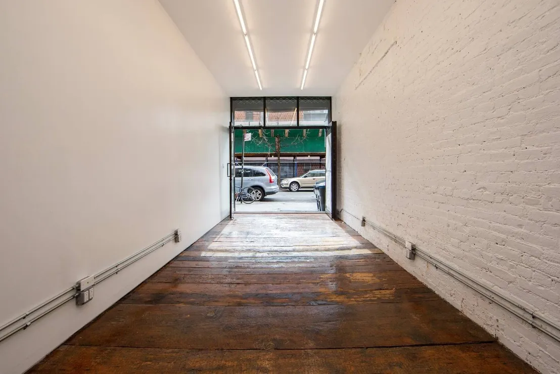 Photo of Unit RETAILSPACE at 139 Norfolk Street