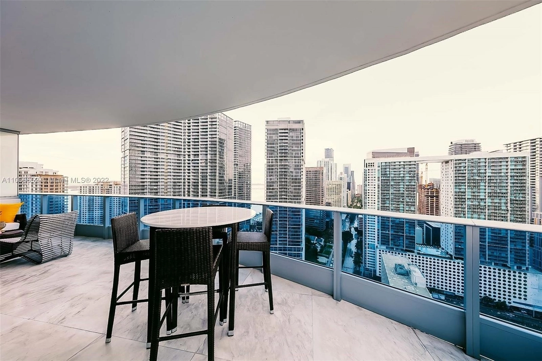Photo of Unit 3502 at 200 Biscayne Boulevard Way