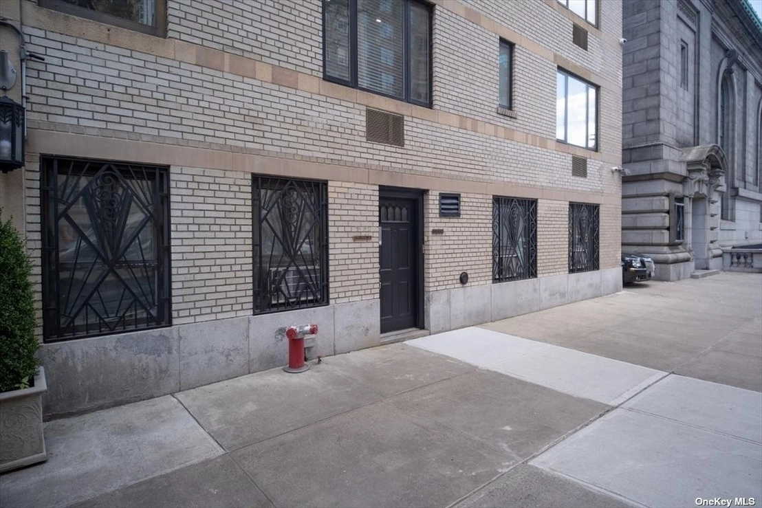 Photo of 7 West 96th Street