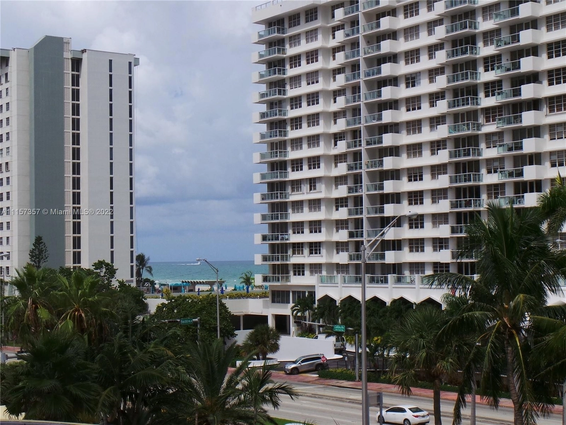 Photo of Unit 5V at 5600 Collins Ave