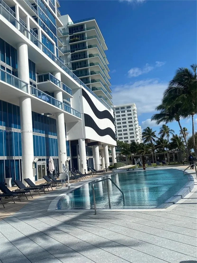 Photo of Unit 1102 at 6801 Collins Ave