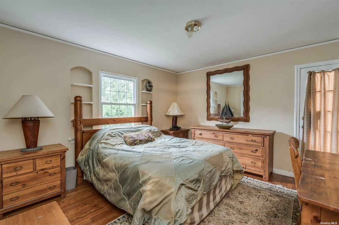 Bedroom at 176 Old Mill Road