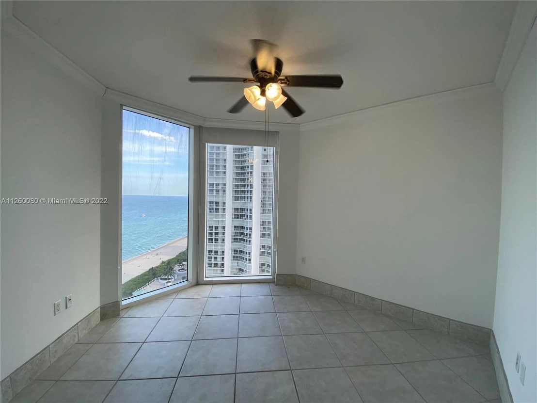 Photo of Unit 2009 at 16699 Collins Ave