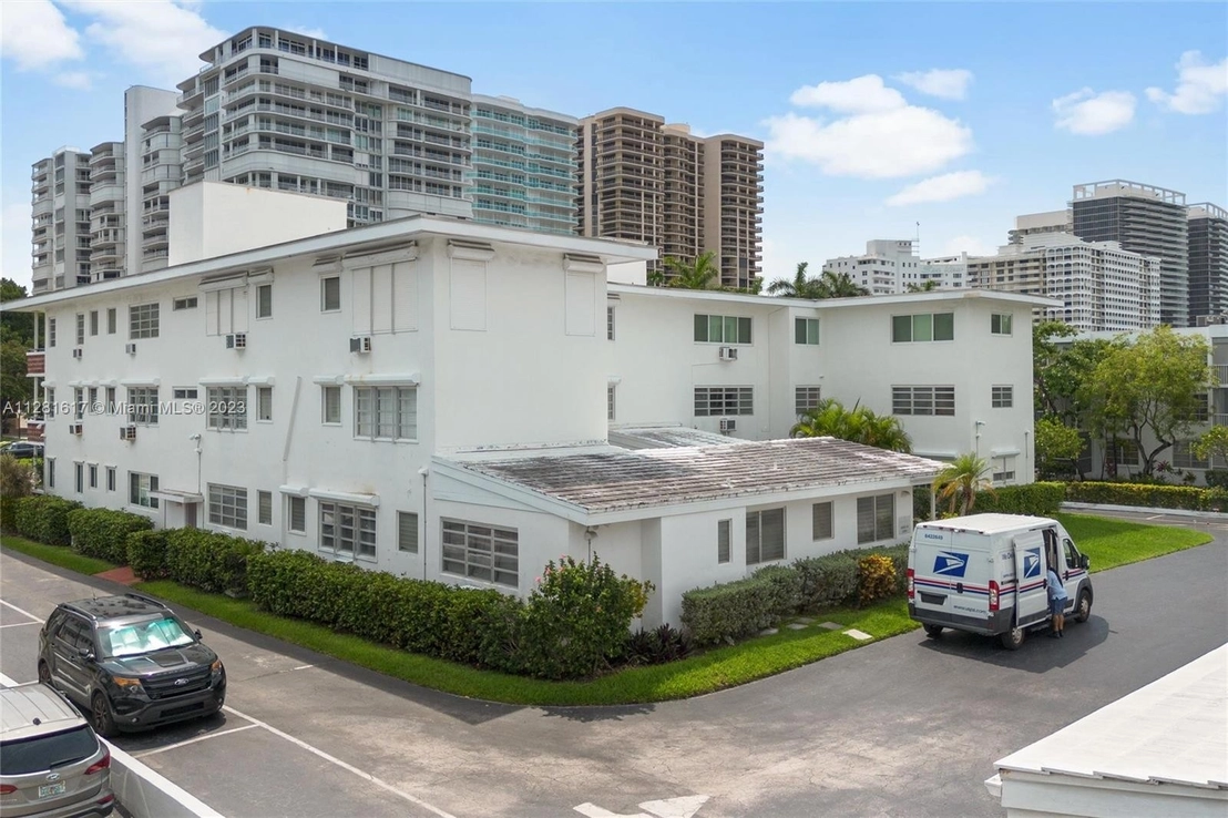Photo of Unit 6 at 10170 Collins Ave