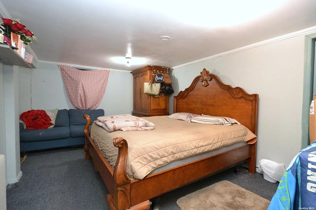 Bedroom at 371 American Boulevard