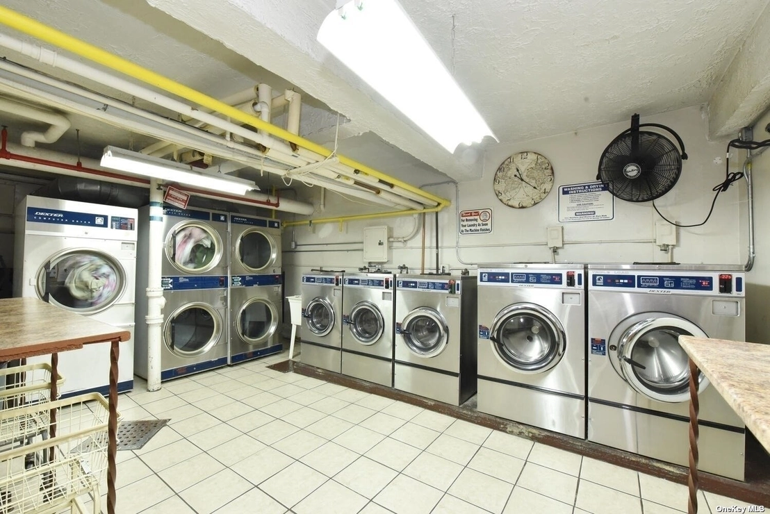 Laundry at Unit 6A at 141-60 84th Road
