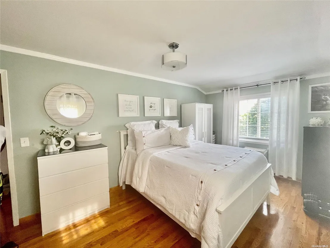 Bedroom at 137-09 132nd Avenue