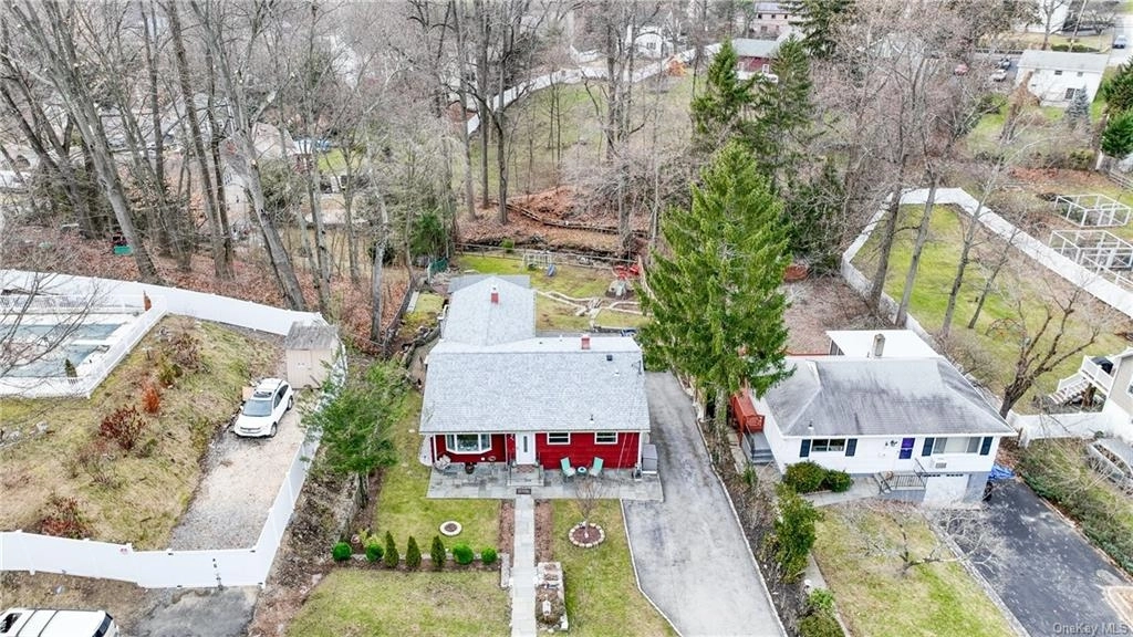 Outdoor, Satellite View at 41 Lee Avenue