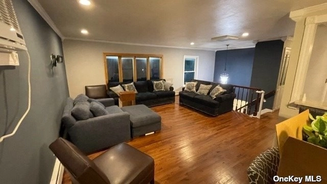 Livingroom at 6 Valerie Lane