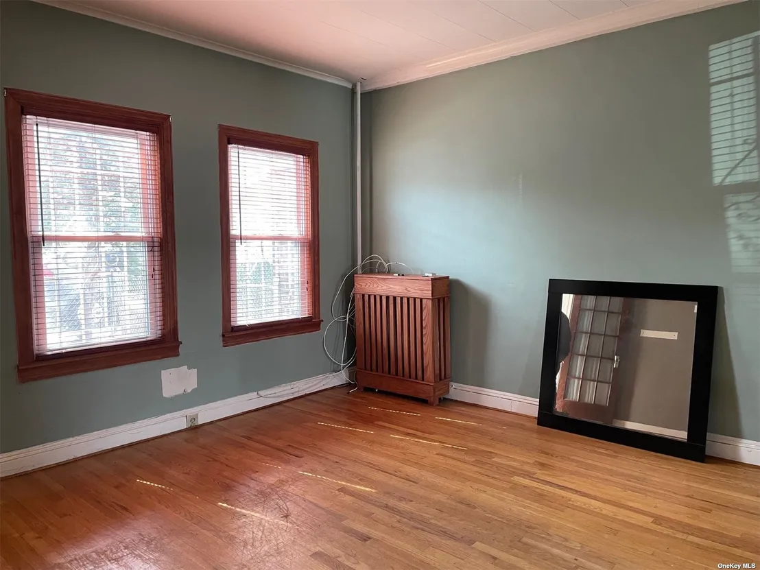 Empty Room at 70-03 52 Avenue