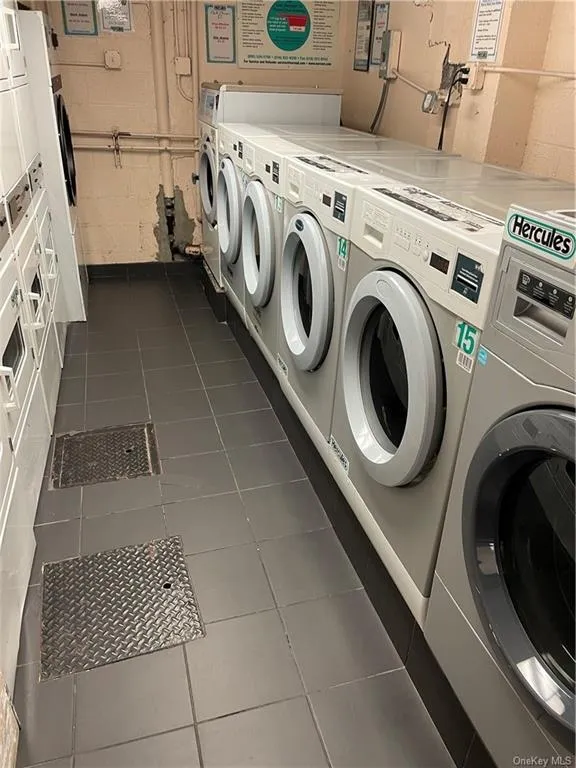Laundry at Unit 5A at 1430 Thieriot Avenue