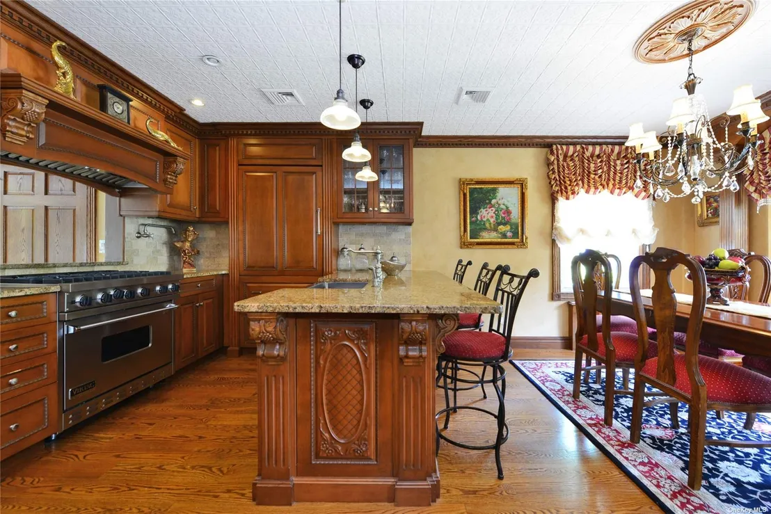 Kitchen, Dining at 330 Knollwood Avenue