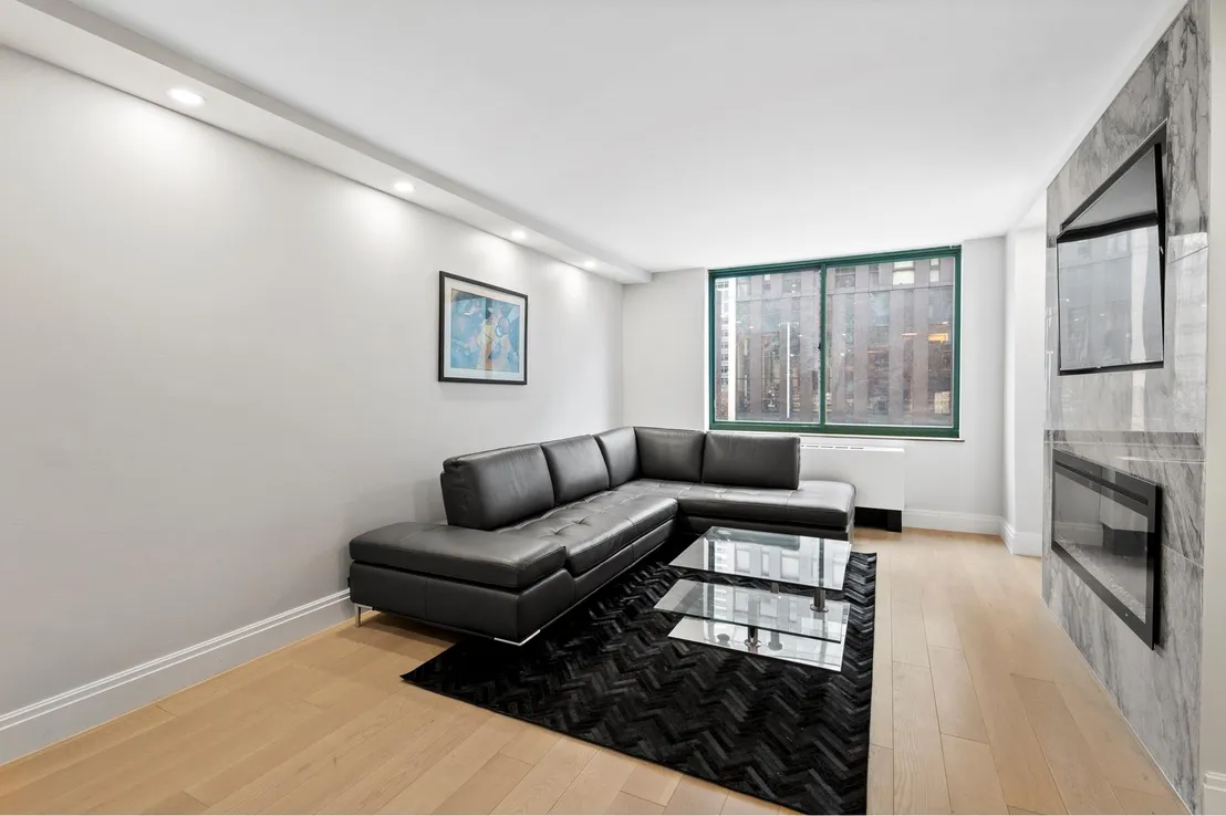 Photo of Unit 3DS at 275 GREENWICH Street