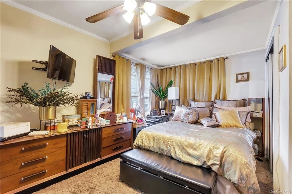 Bedroom at 37 S 15th Avenue