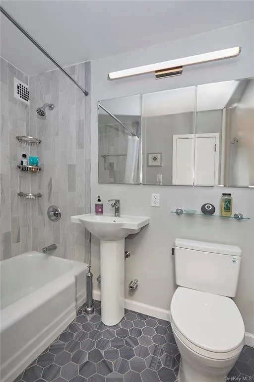 Bathroom at Unit 3F at 2390 Palisade Avenue