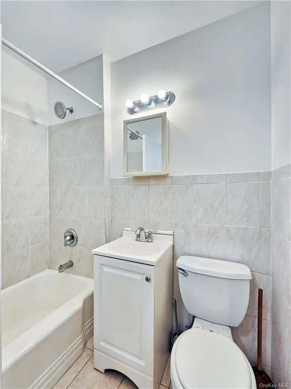 Bathroom at Unit 7G at 5355 Henry Hudson Parkway