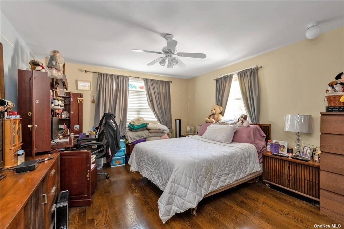 Bedroom at 163-19 21st Avenue