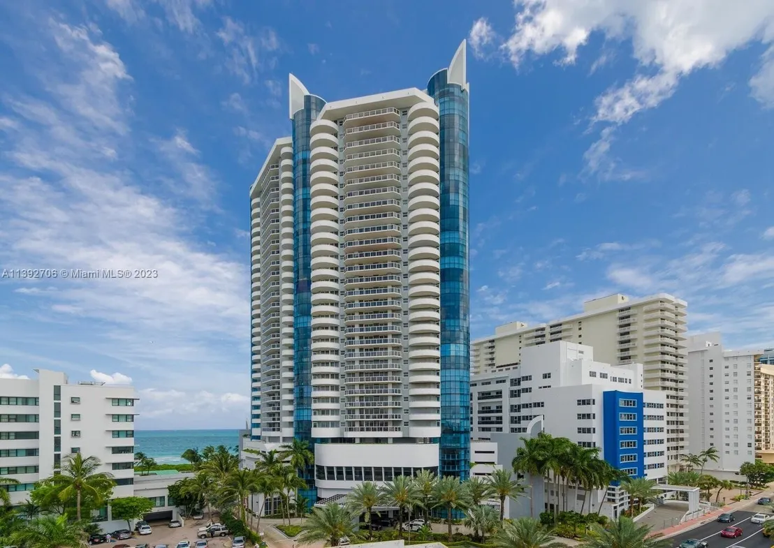Photo of Unit 1003 at 6301 Collins Ave