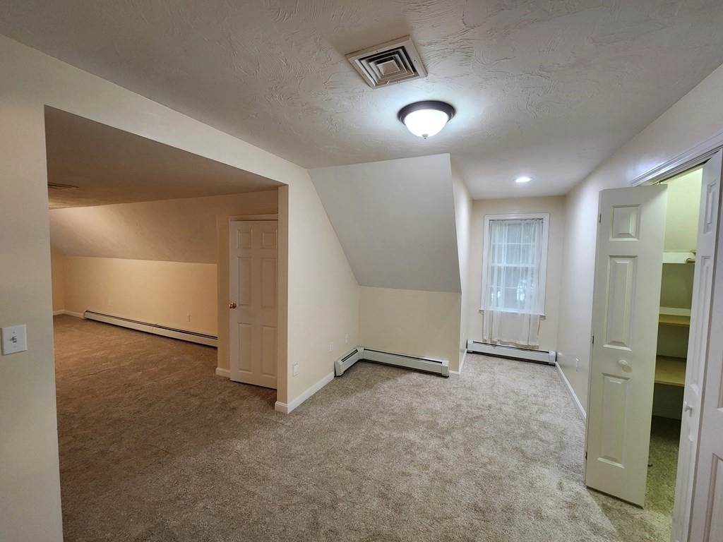 Empty Room at 142 Riverlin St