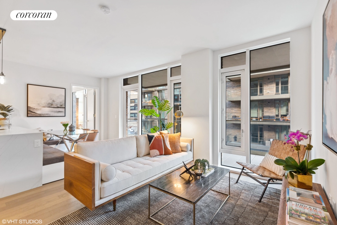 Photo of Unit 4M at 505 W 43RD Street