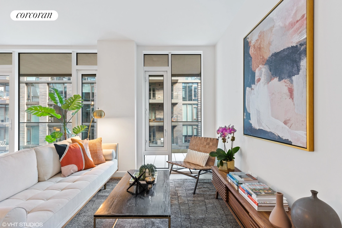 Photo of Unit 4M at 505 W 43RD Street