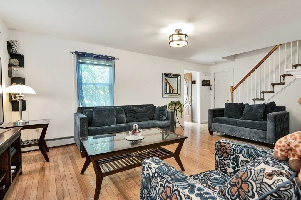 Livingroom at 39 Oregon Street