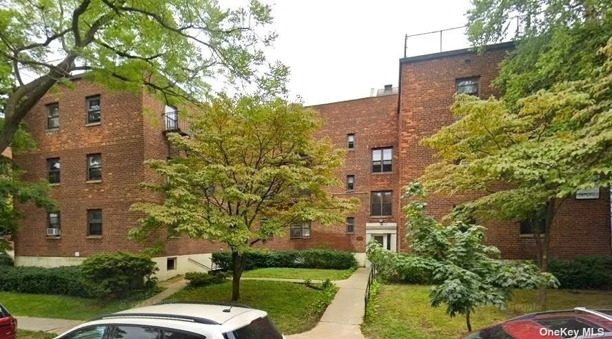 Outdoor, Streetview at Unit 1C at 144-04 77th Road