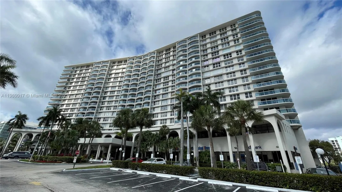 Photo of Unit 1211 at 3800 S Ocean Dr