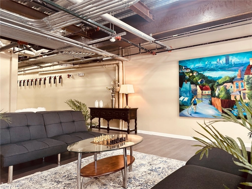 Photo of Unit 206 at 3809 Liberty Ave