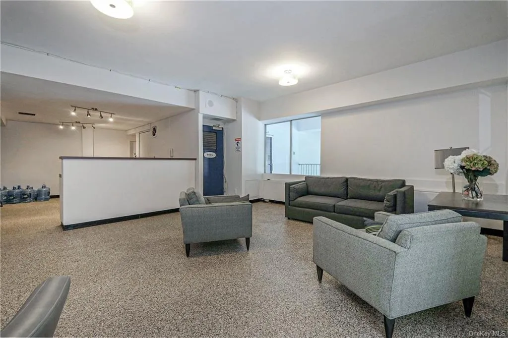 Livingroom at Unit 14H at 2500 Johnson Avenue