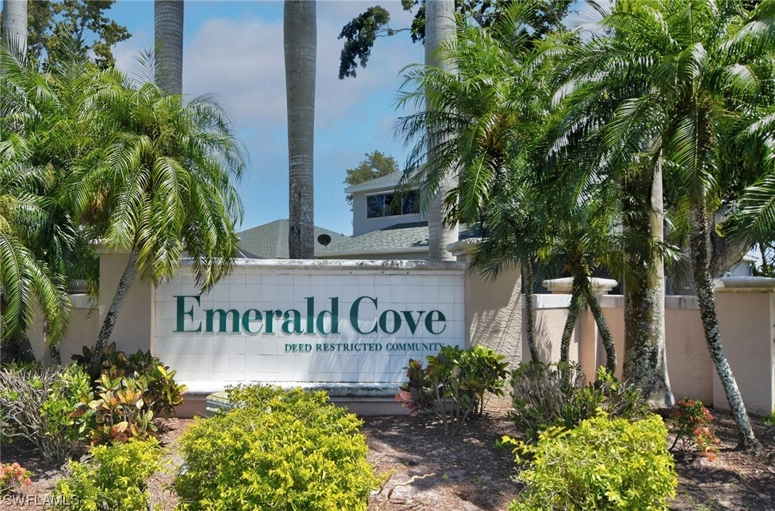 Photo of 429 Emerald Cove Lane