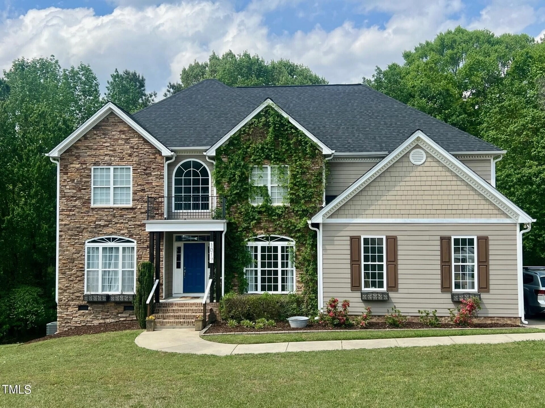 Photo of 1017 River Chase Drive, Raleigh NC 27610