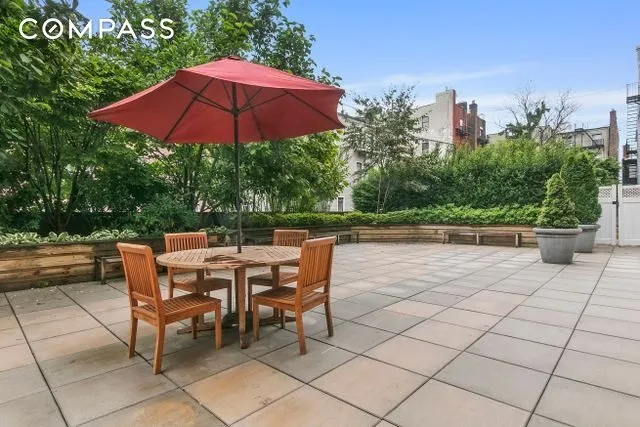 Outdoor, Dining at Unit 6C at 333 E 119th Street