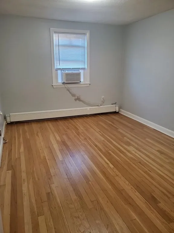 Empty Room at 7 Delford St