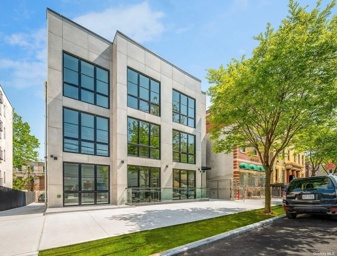 Outdoor, Streetview at Unit 1B at 22-19 33rd Street