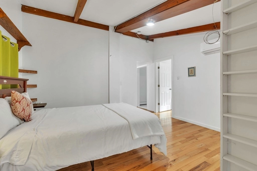 Bedroom at 176 W Elm Ave
