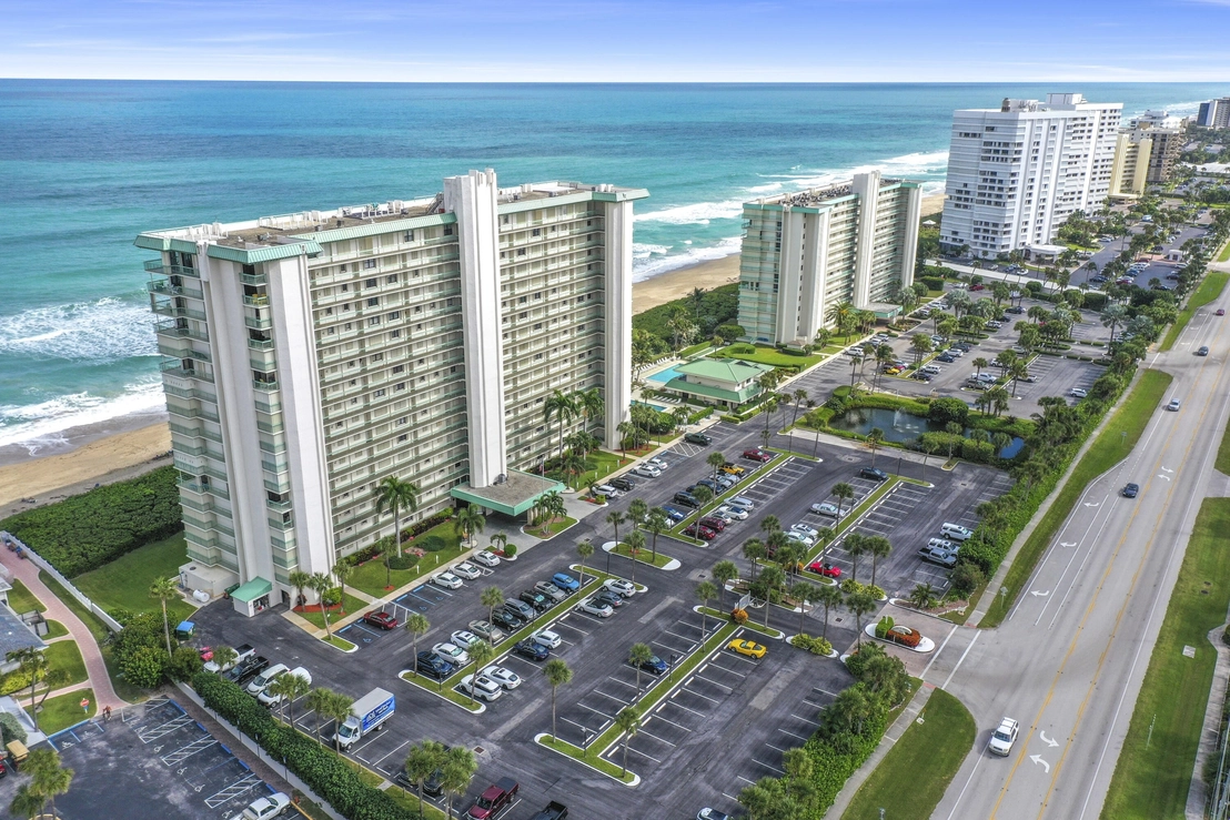 Photo of Unit 905 at 9900 S Ocean Drive