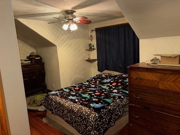 Bedroom at 76 Saunders St