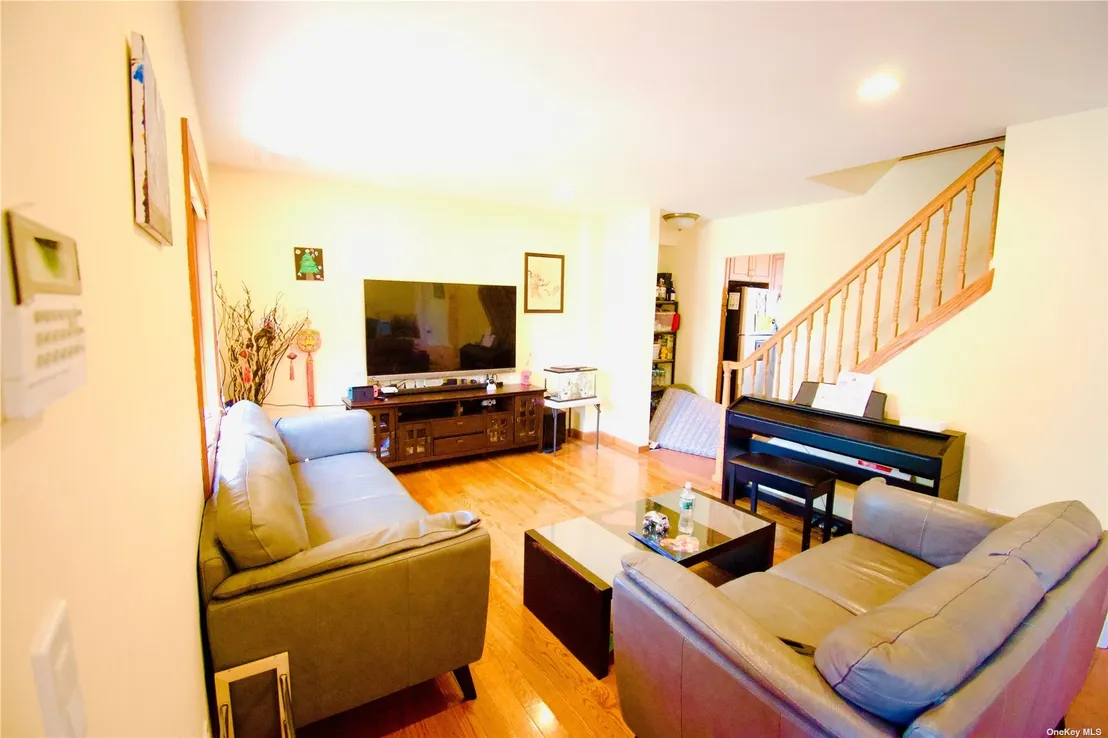 Livingroom at 138-51 63rd Avenue