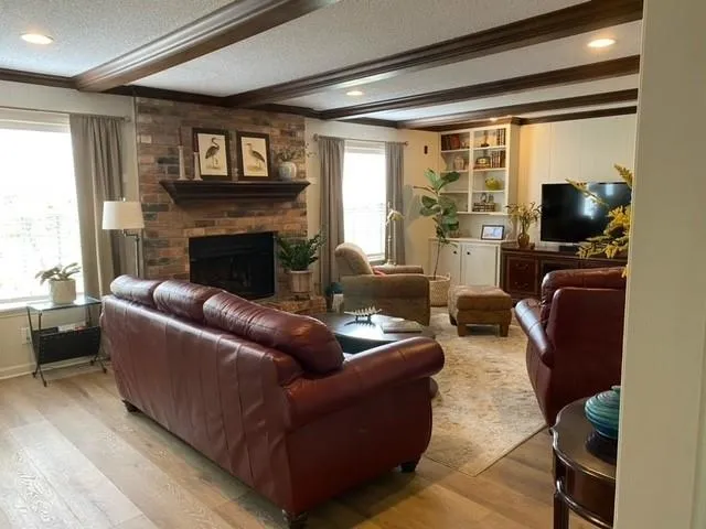Livingroom at 102 Rose Trail