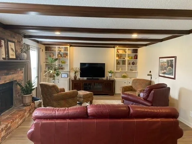 Livingroom at 102 Rose Trail