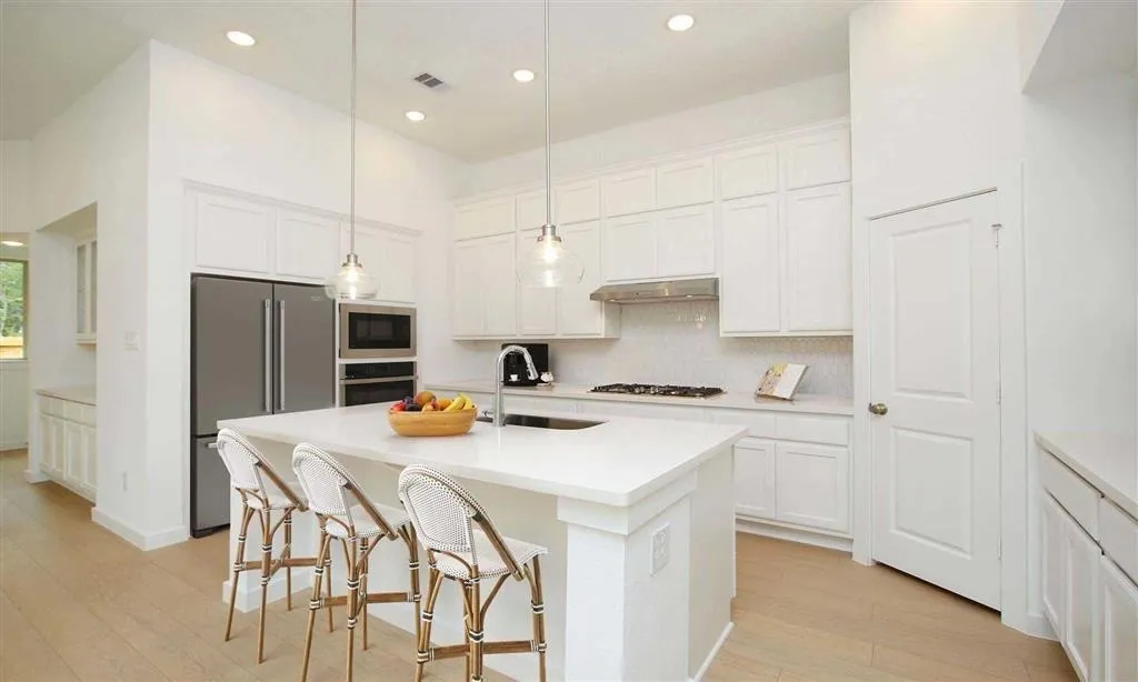Kitchen, Dining at 8145 Overland Grove