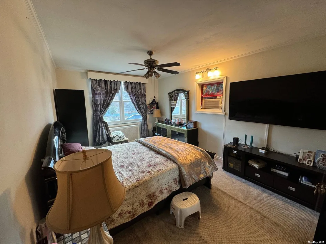 Bedroom at 66-05 Garfield Avenue