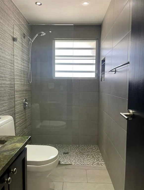 Bathroom at 1122 Calle Vieques